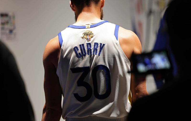 蒙特拉：看居莱尔踢球是一种享受，他对足球充满热情